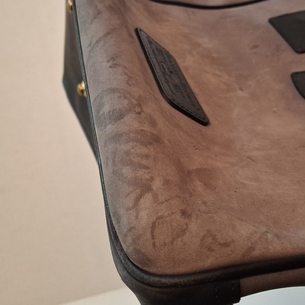 Dooney & Bourke tote - Picture 16 of 16